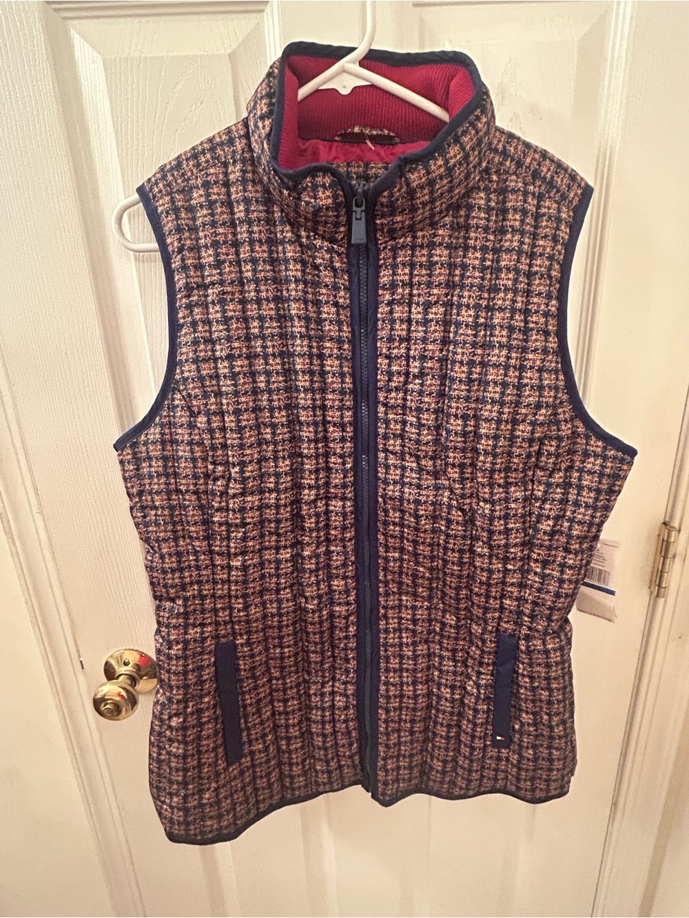 Tommy Hilfiger Navy and Cream Quilted Zip Vest with duck down fill